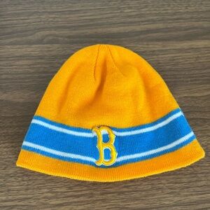 Vintage ucla skull cap beanie